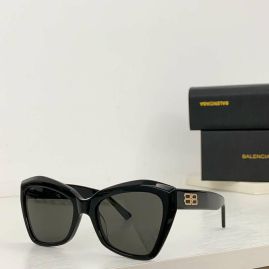 Picture of Balenciga Sunglasses _SKUfw54107505fw